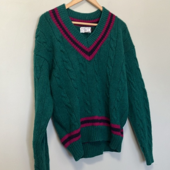 GAP Green V-Neck Cable Knit Varsity Sweater - Picture 2 of 6